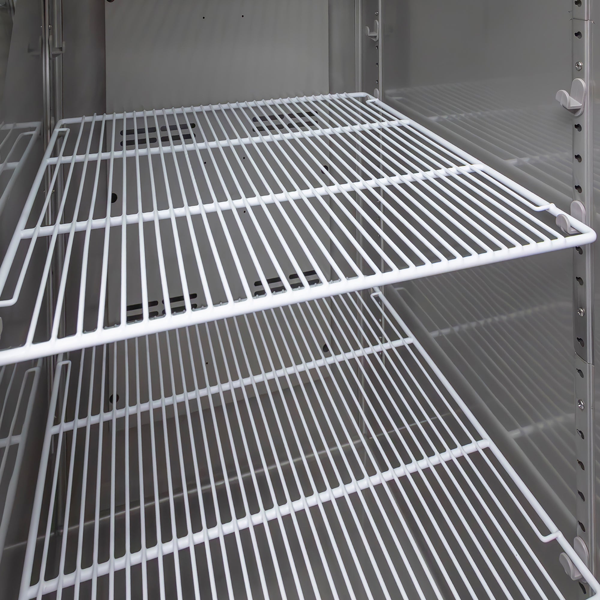 23 Cu Ft Commercial Beverage Display Capacity